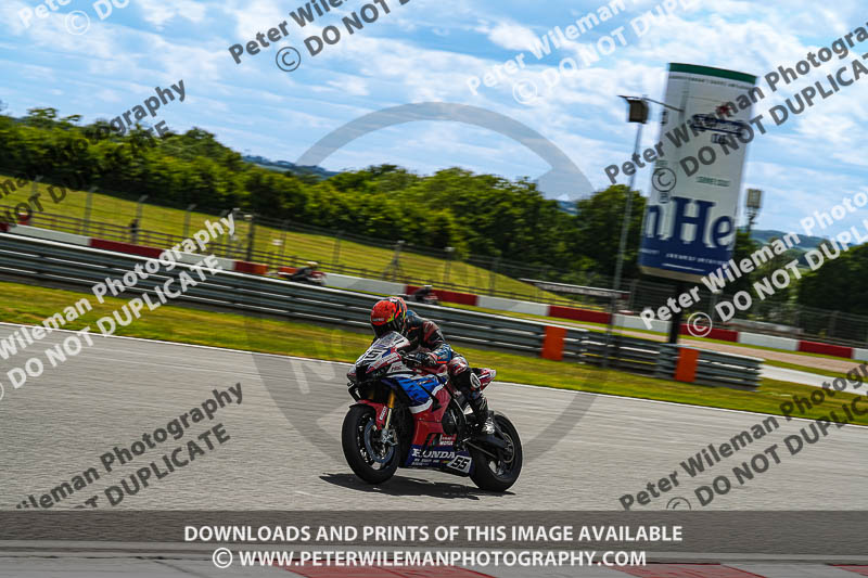 donington no limits trackday;donington park photographs;donington trackday photographs;no limits trackdays;peter wileman photography;trackday digital images;trackday photos